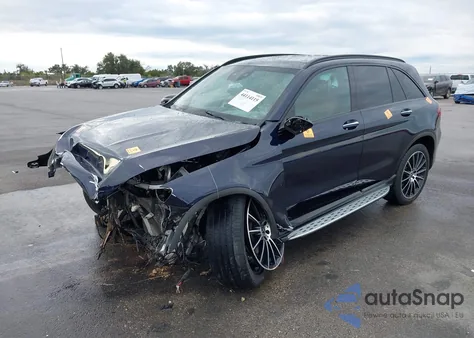 2021 Mercedes-Benz Glc 300 Suv z USA, uszkodzony, nr VIN W1N0G8DB5MF867153